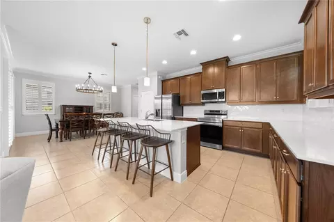 Kitchen - 3204 Oxbow Ct, Saint Cloud, FL 34773 photo 3 of 7