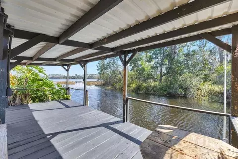 Exterior - 6670 Bay Shore Dr, Saint Cloud, FL 34771 photo 3 of 13