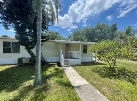 1656 Haddock St, Saint Cloud, FL 34771 photo 2