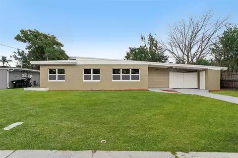 5738 Yucatan Dr, Orlando, FL 32807