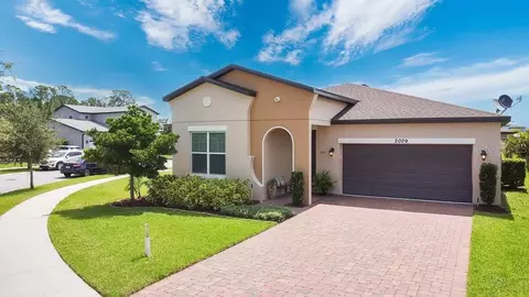 2009 Napoli Dr, Saint Cloud, FL 34771