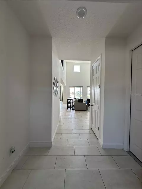 Entry Way - 5014 Down Ct, Saint Cloud, FL 34772 photo 4 of 4