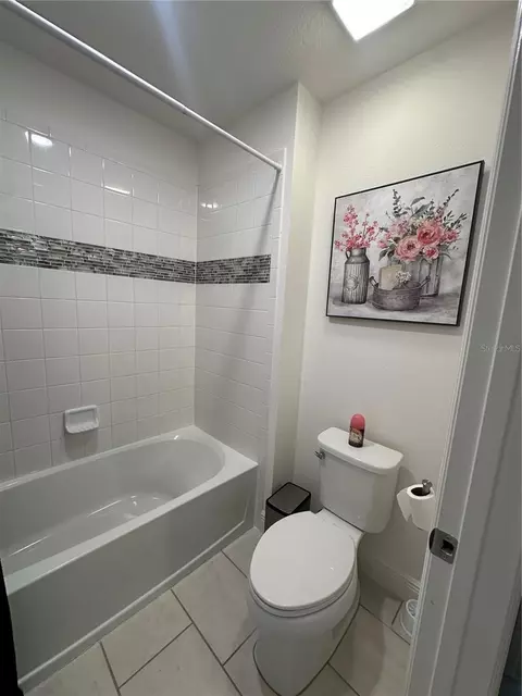 Bath - 5014 Down Ct, Saint Cloud, FL 34772 photo 5 of 8