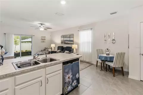 Kitchen - 2763 Swooping Sparrow Dr, Saint Cloud, FL 34773 photo 4 of 4