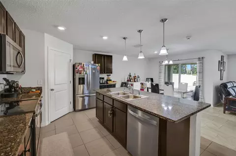 Kitchen - 8640 SW 49th Cir, Ocala, FL 34476 photo 3 of 7