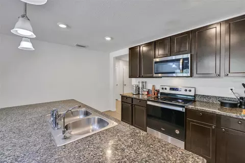 Kitchen - 8640 SW 49th Cir, Ocala, FL 34476 photo 2 of 7