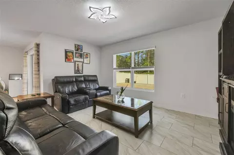 Living - 8640 SW 49th Cir, Ocala, FL 34476 photo 2 of 3