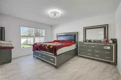 Bedroom - 8640 SW 49th Cir, Ocala, FL 34476 photo 4 of 8
