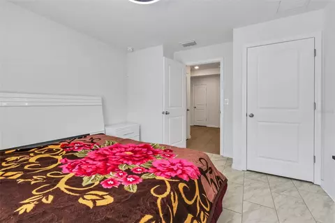 Bedroom - 8640 SW 49th Cir, Ocala, FL 34476 photo 5 of 8
