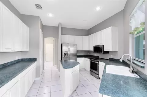 Kitchen - 5204 Hammock Pointe Ct, Saint Cloud, FL 34771 photo 3 of 3