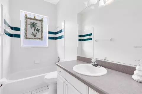 Bath - 5204 Hammock Pointe Ct, Saint Cloud, FL 34771 photo 3 of 3