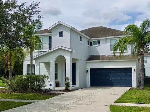 210 Las Fuentes Dr, Kissimmee, FL 34746