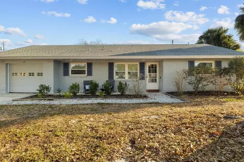 112 Shelley Dr, Winter Haven, FL 33884