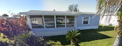 6433 Jacaranda Ave NE, Winter Haven, FL 33881