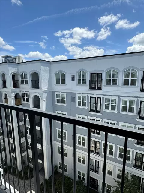 300 E South St #6004, Orlando, FL 32801