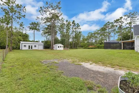 Exterior - 9054 Lincoln Rd, Saint Cloud, FL 34773 photo 6 of 9