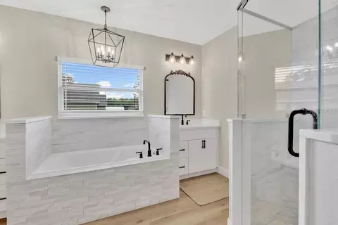 Bath - 9054 Lincoln Rd, Saint Cloud, FL 34773 photo 2 of 3