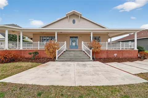 2128 Lake Ariana Blvd, Auburndale, FL 33823