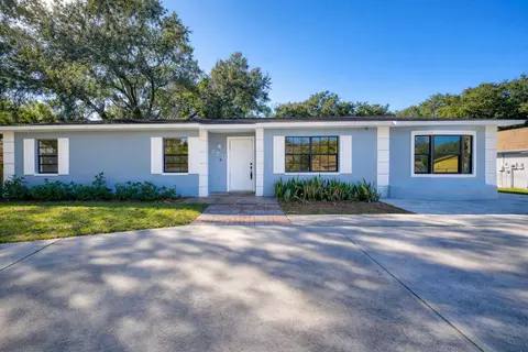 720 Swiss Dr, Lakeland, FL 33810