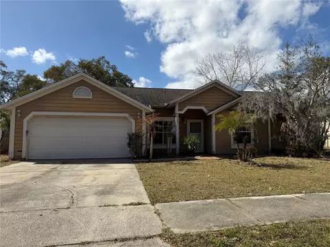 925 Old Mail Ln, Sanford, FL 32773