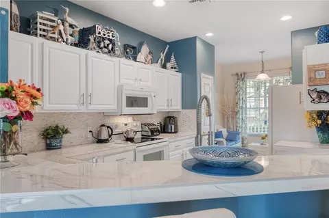 Kitchen - 4925 Poolside Dr, Saint Cloud, FL 34769 photo 5 of 5