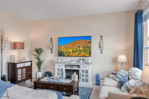 Living - 4925 Poolside Dr, Saint Cloud, FL 34769 photo 1 of 4