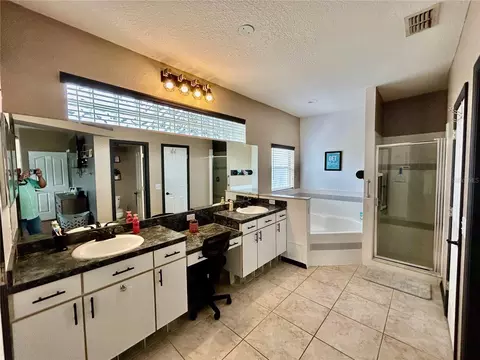 Bath - 2085 Raymond Dr, Saint Cloud, FL 34769 photo 3 of 5