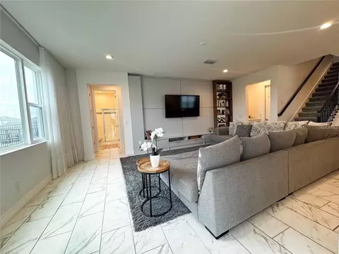 Living - 5052 Center Ct, Saint Cloud, FL 34772 photo 2 of 4