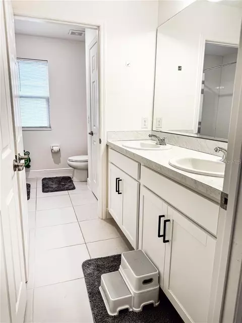 Entry Way - 5052 Center Ct, Saint Cloud, FL 34772 photo 1 of 2