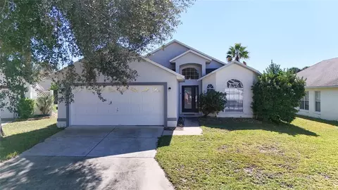 222 Lake Shore Pkwy, Davenport, FL 33896