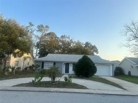 Exterior - 8302 Split Rail Ln, Hudson, FL 34667 photo 2 of 4