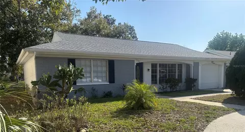 Exterior - 8302 Split Rail Ln, Hudson, FL 34667 photo 3 of 4