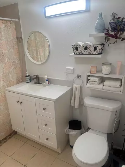 Bath - 8302 Split Rail Ln, Hudson, FL 34667 photo 3 of 3