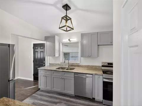 Kitchen - 4708 Abaca St, Orlando, FL 32808 photo 3 of 4
