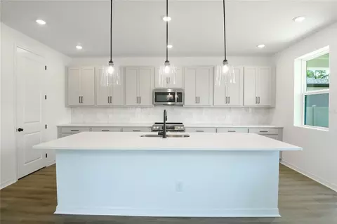 Kitchen - 2298 Broadbrook Dr, Saint Cloud, FL 34771 photo 4 of 4