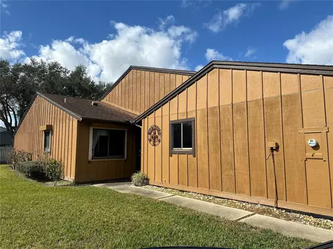 156 Lakewood Village Cir, Daytona Beach, FL 32119