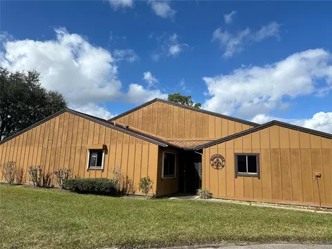 156 Lakewood Village Cir, Daytona Beach, FL 32119