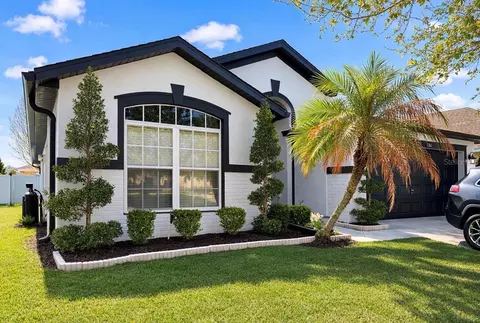 2704 Lucas Lakes Ln, Kissimmee, FL 34744