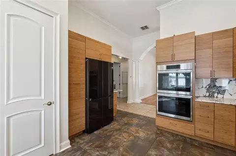 Kitchen - 6358 Oak Shore Dr, Saint Cloud, FL 34771 photo 4 of 5