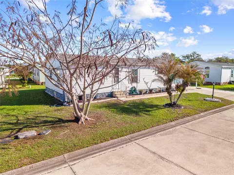 4704 Lanca Ln, Saint Cloud, FL 34772 photo 4