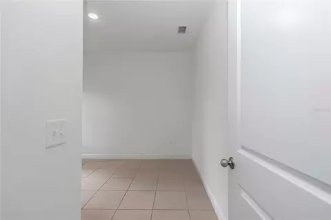 Entry Way - 3650 SW 128th Pl, Ocala, FL 34473 photo 2 of 3