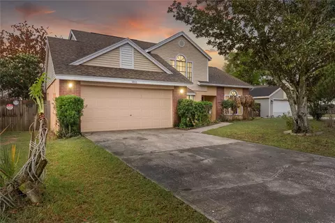 5866 Grand Canyon Dr, Orlando, FL 32810