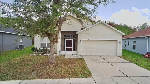 907 Hacienda Cir, Kissimmee, FL 34741