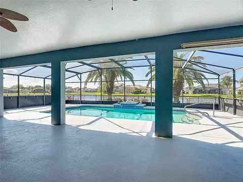 Exterior - 3189 Bayview Ln, Saint Cloud, FL 34772 photo 4 of 6