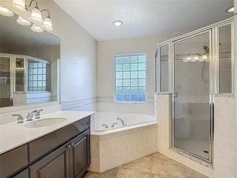 Bath - 3189 Bayview Ln, Saint Cloud, FL 34772 photo 2 of 6