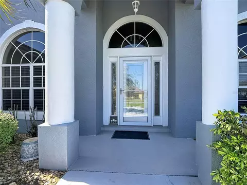 Entry Way - 3189 Bayview Ln, Saint Cloud, FL 34772 photo 1 of 2