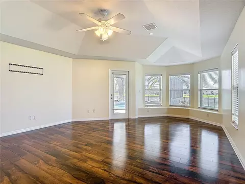 Living - 3189 Bayview Ln, Saint Cloud, FL 34772 photo 7 of 7