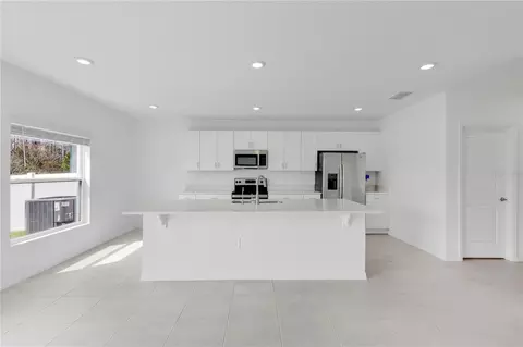 Kitchen - 557 Pink Ibis Bnd, Saint Cloud, FL 34772 photo 1 of 3