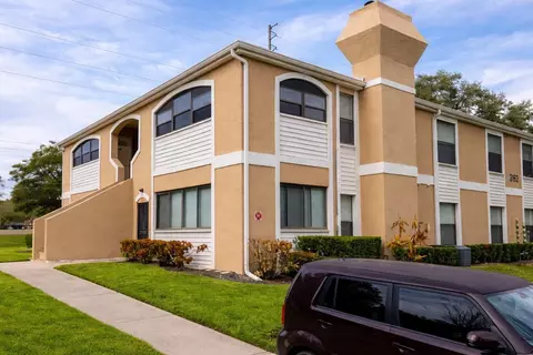 3160 S Semoran Blvd #905, Orlando, FL 32822