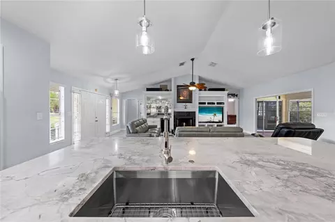 Kitchen - 6935 Big Bend Dr, Saint Cloud, FL 34771 photo 4 of 10